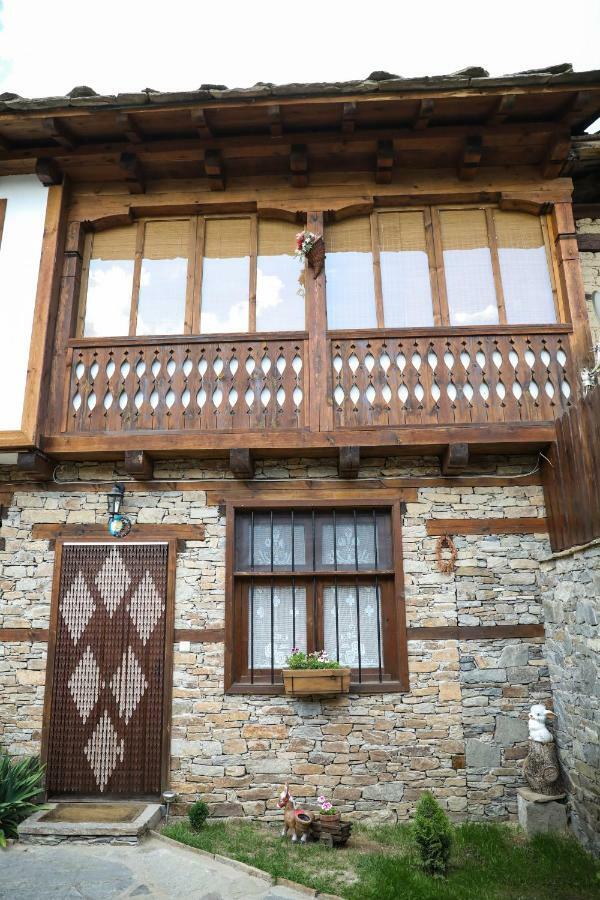 Тодорината Къща Hotel Leshten Exterior photo